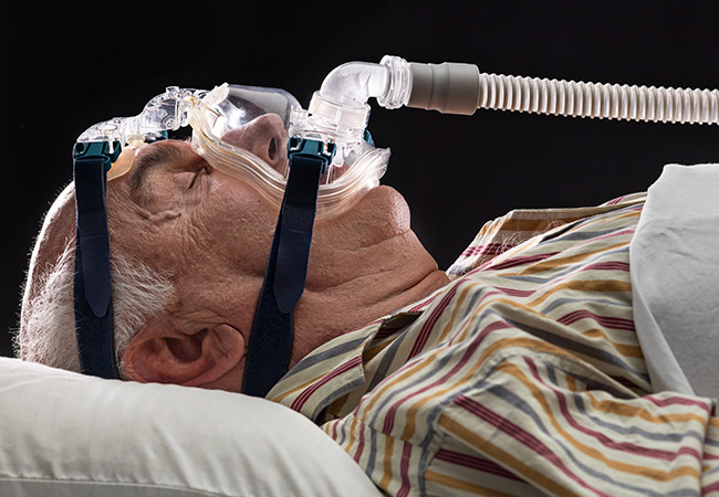 睡眠呼吸暫停治療 – CPAP 面罩和加濕器